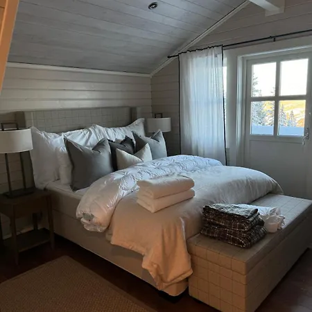 Delicate Cabin Near Alpine